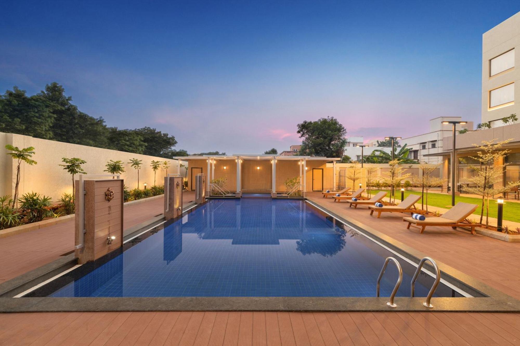 Courtyard By Marriott Tiruchirappalli 외부 사진