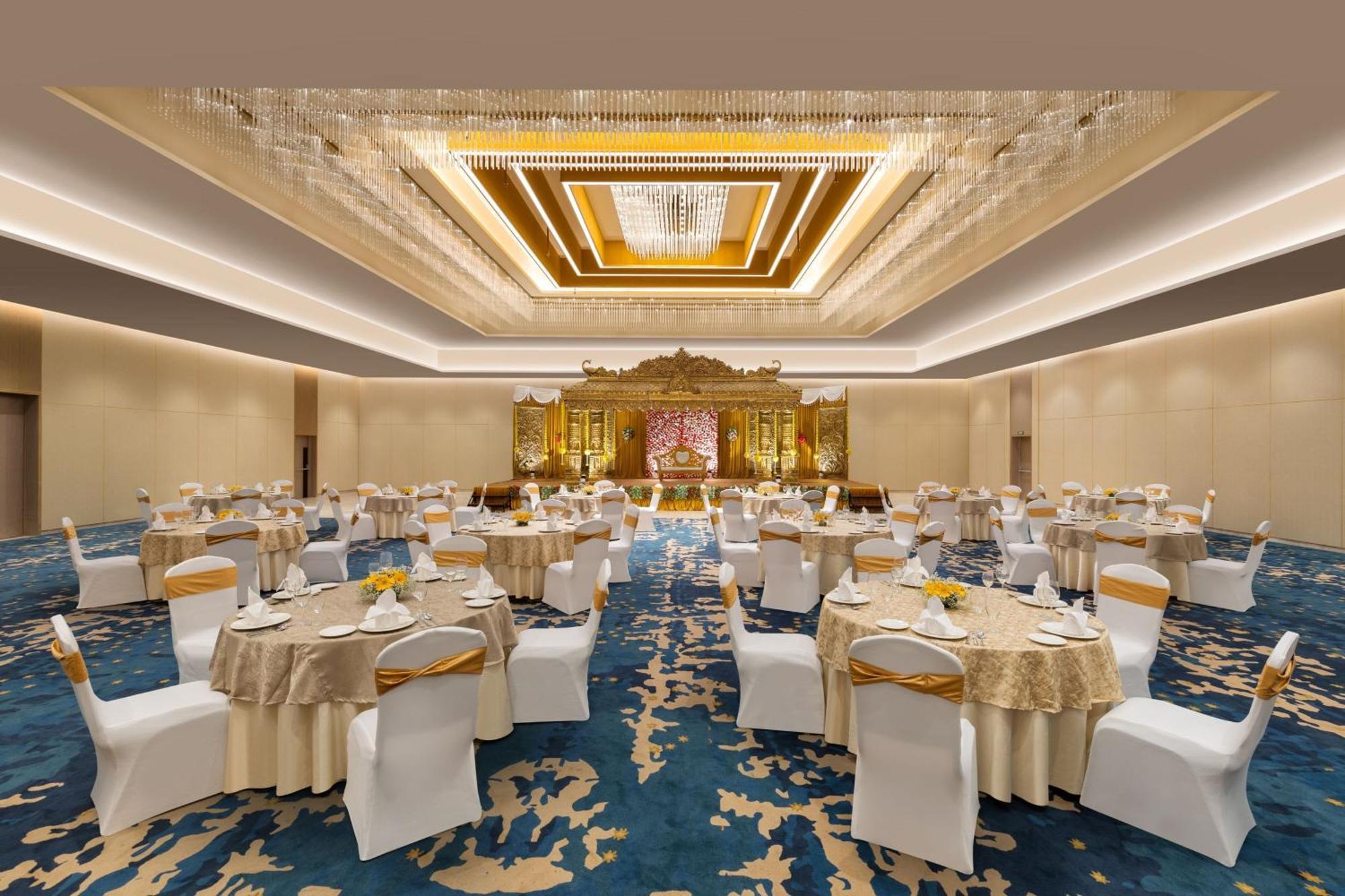 Courtyard By Marriott Tiruchirappalli 외부 사진