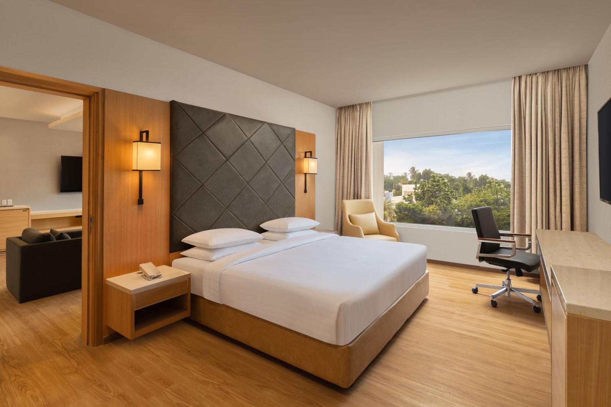 Courtyard By Marriott Tiruchirappalli 외부 사진