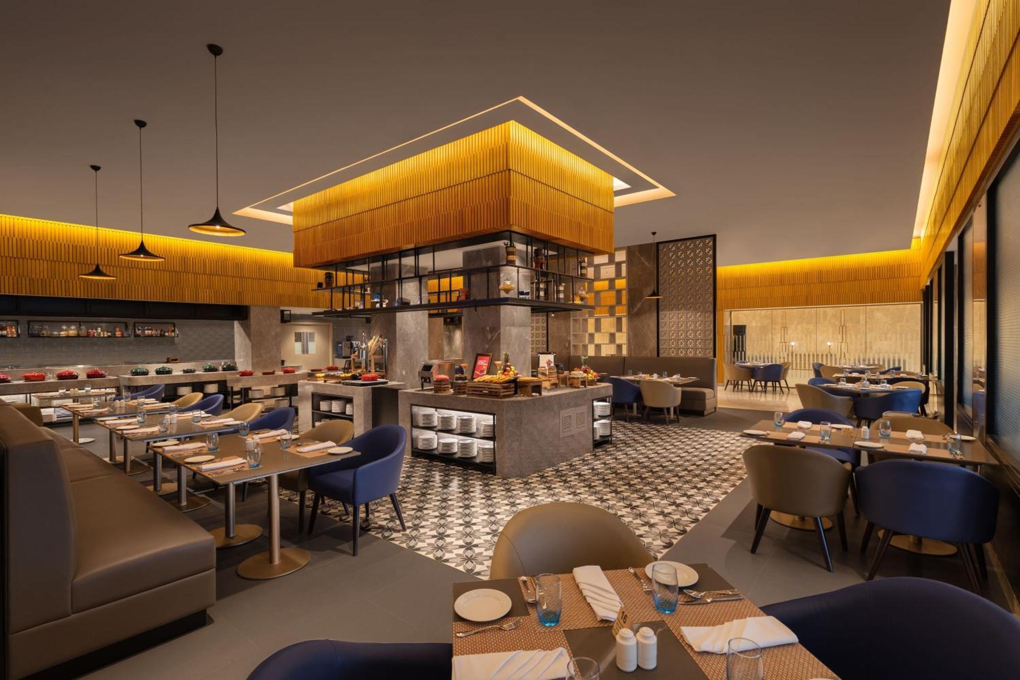 Courtyard By Marriott Tiruchirappalli 외부 사진