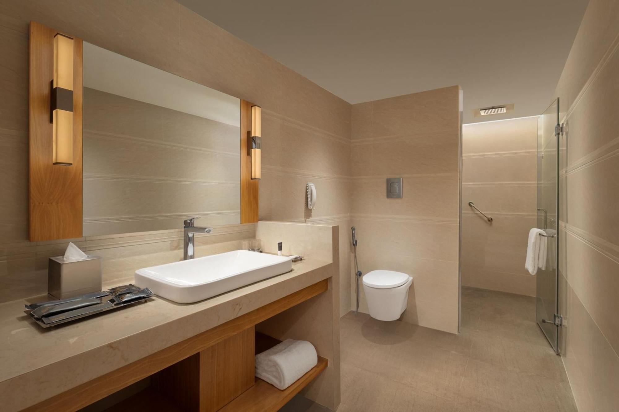 Courtyard By Marriott Tiruchirappalli 외부 사진