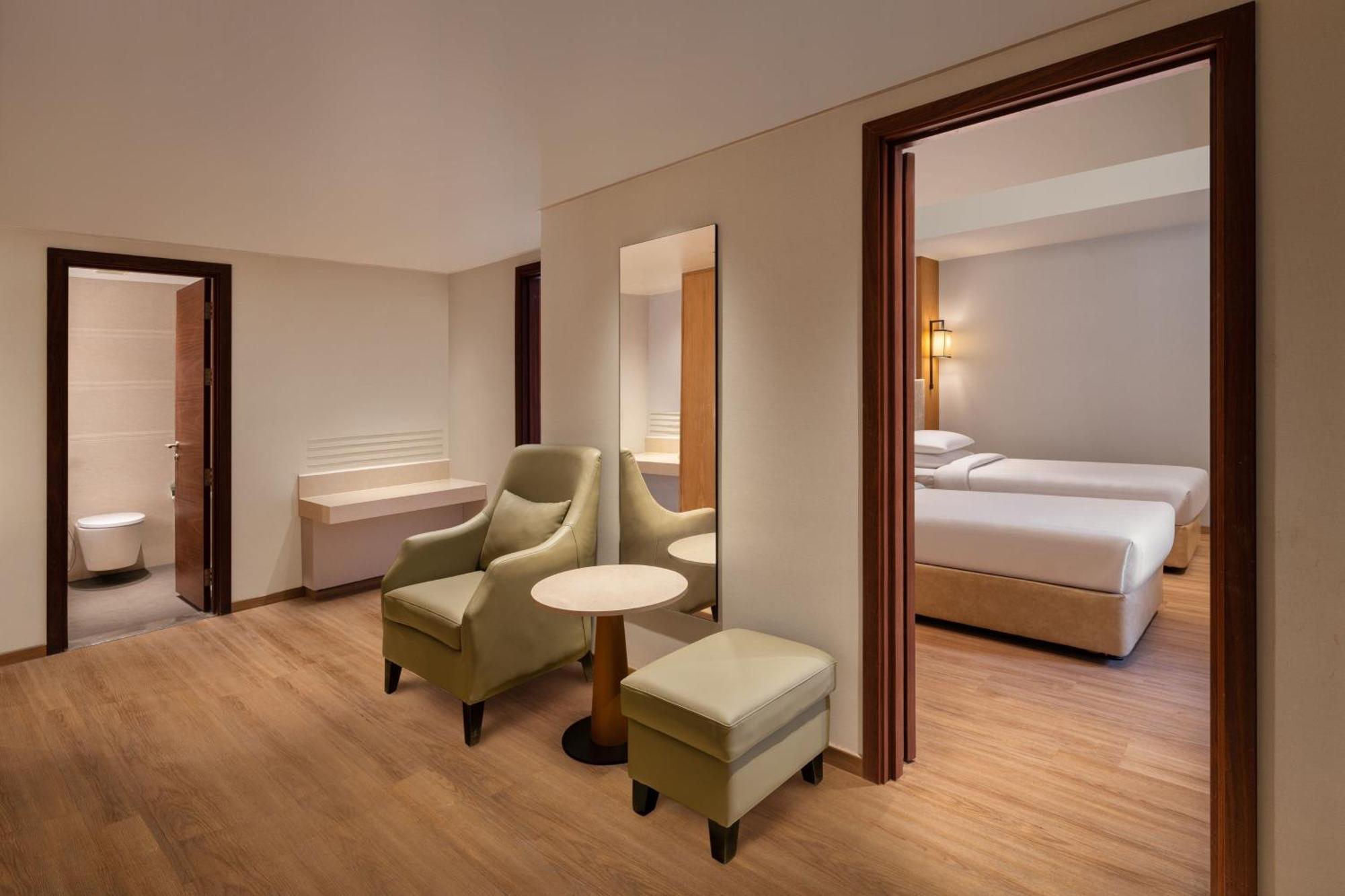 Courtyard By Marriott Tiruchirappalli 외부 사진