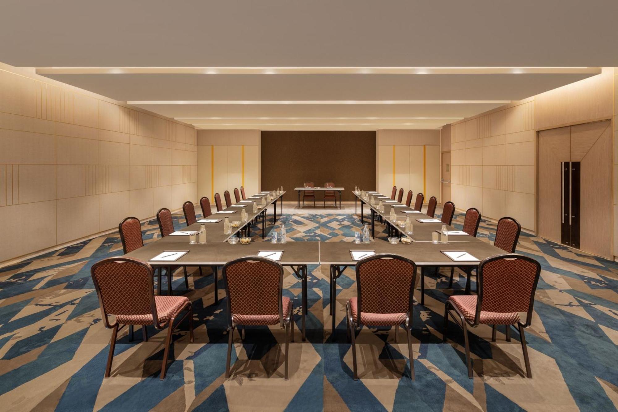 Courtyard By Marriott Tiruchirappalli 외부 사진
